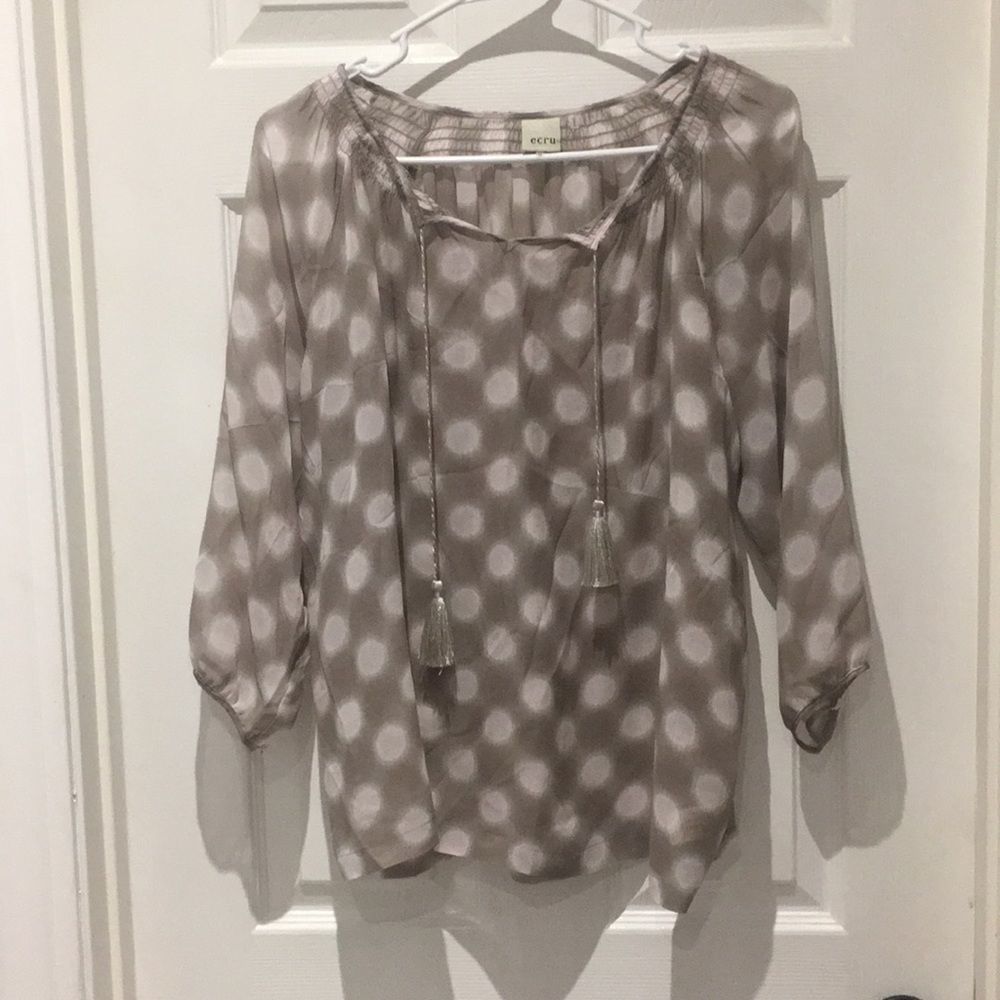 Ecru 100% silk tassel top SZ medium